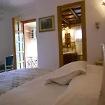 Отель Grazia Deledda 3*