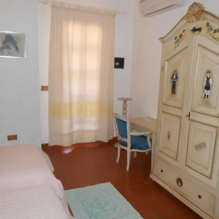 ホテル Grazia Deledda アルツァケーナ