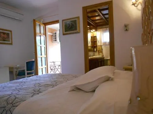 فندق Grazia Deledda 3*