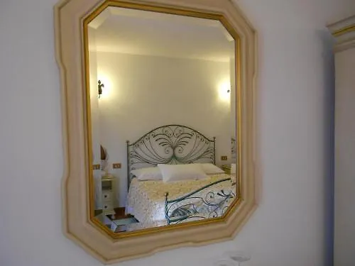 فندق Grazia Deledda 3*