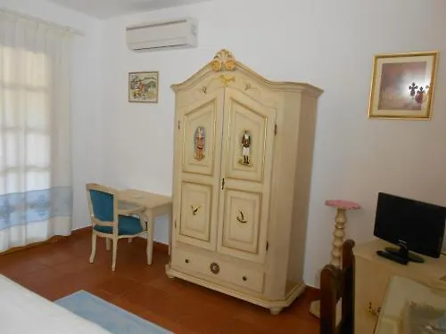 Grazia Deledda أرتْساكينا