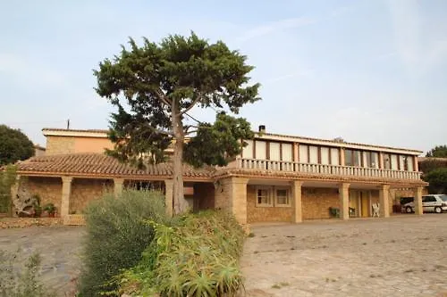 Grazia Deledda فندق 3*