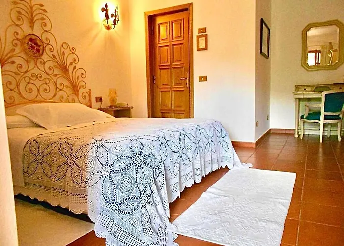 فندق Grazia Deledda أرتْساكينا