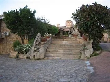 فندق Grazia Deledda أرتْساكينا