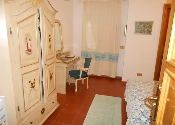 Grazia Deledda أرتْساكينا