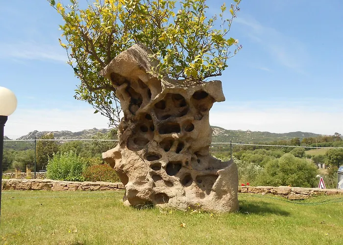 فندق Grazia Deledda 3*